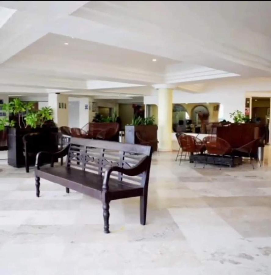 Suite En Torres Gemelas A Pie De Playa 611 Акапулко Екстериор снимка