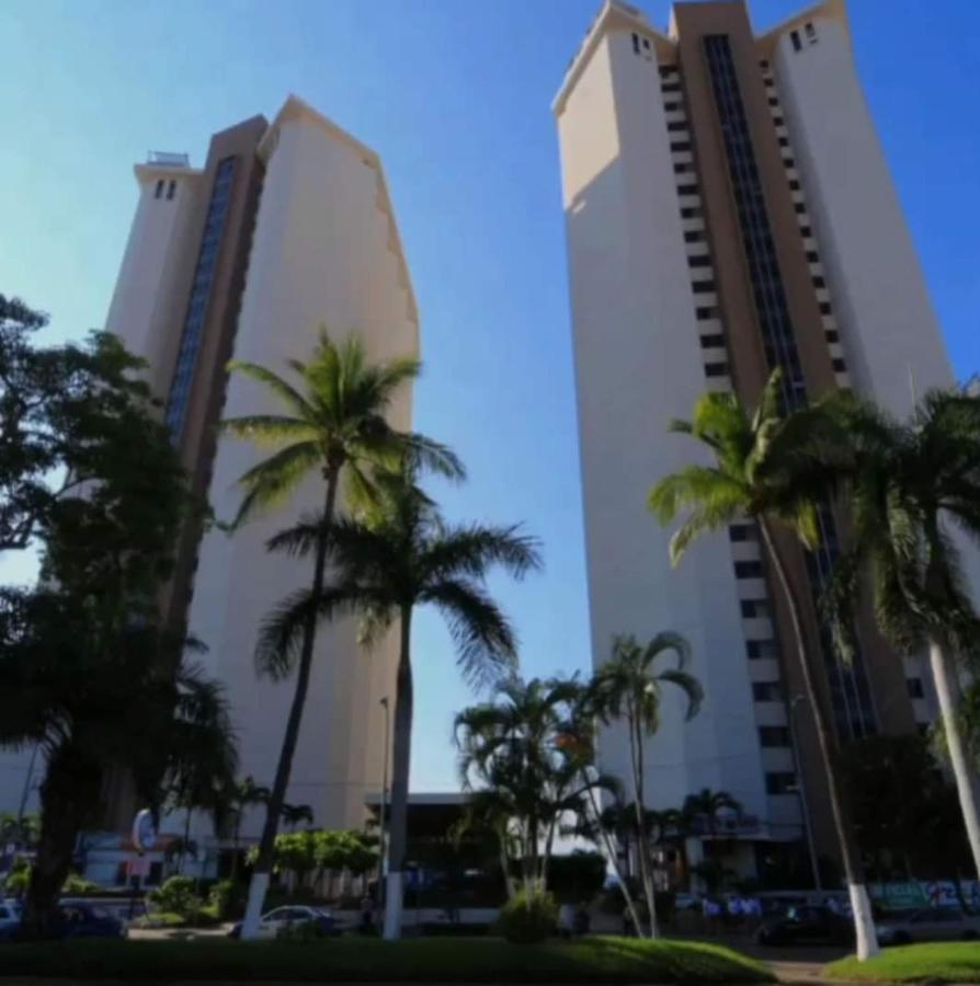 Suite En Torres Gemelas A Pie De Playa 611 Акапулко Екстериор снимка