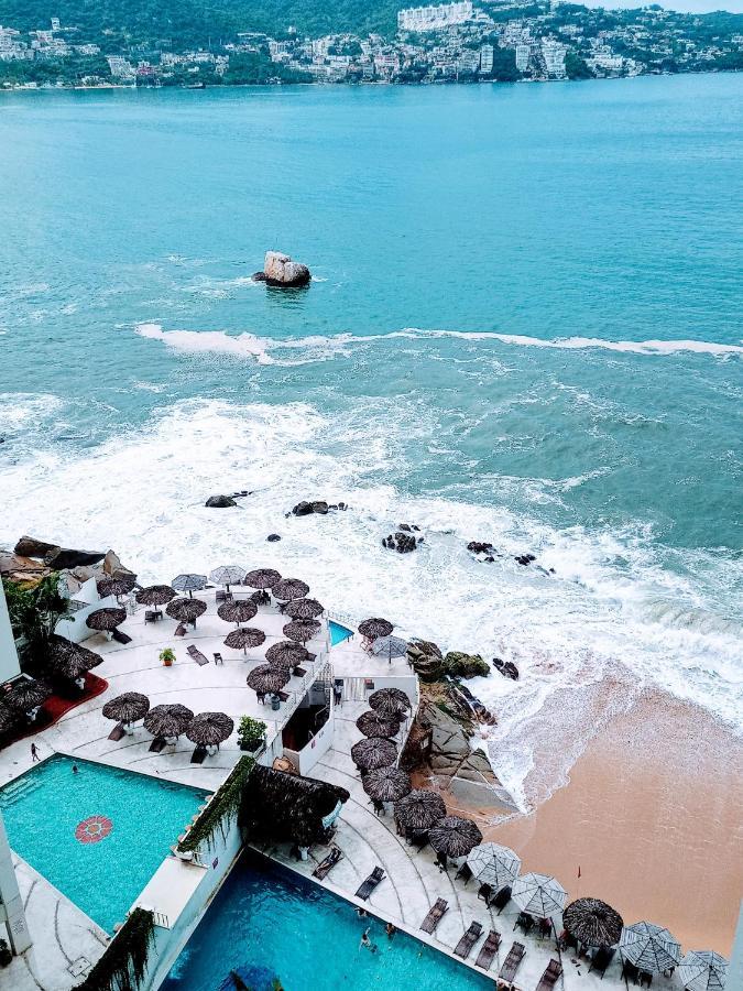 Suite En Torres Gemelas A Pie De Playa 611 Акапулко Екстериор снимка