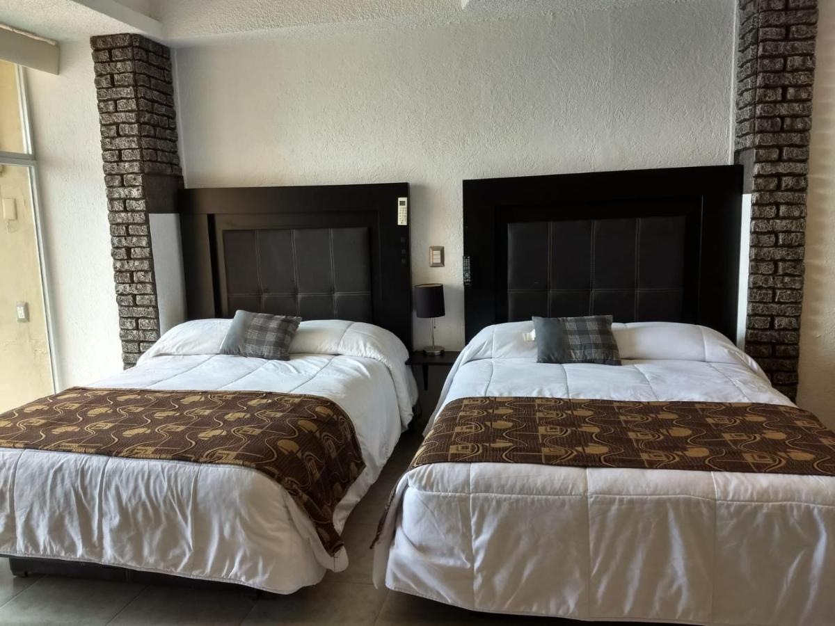 Suite En Torres Gemelas A Pie De Playa 611 Акапулко Екстериор снимка